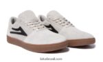 Brighton camurça branca/goma 48880R134 Lakai